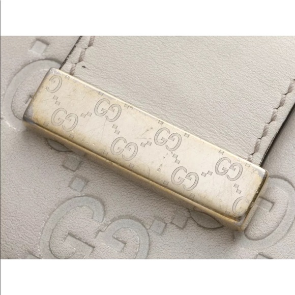 AUTH Gucci Guccissima Key Case - Picture 3 of 8